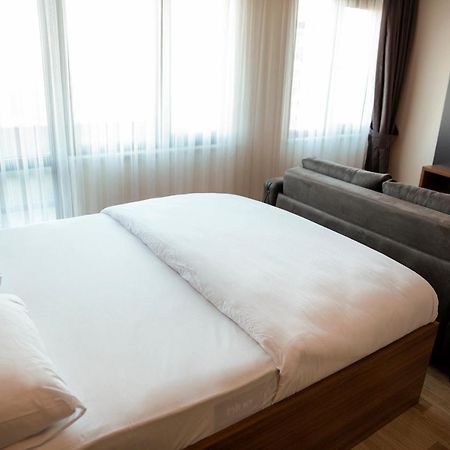 F & B Suite Стамбул Экстерьер фото